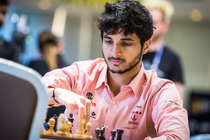 ভিদিত গুজরাঠি